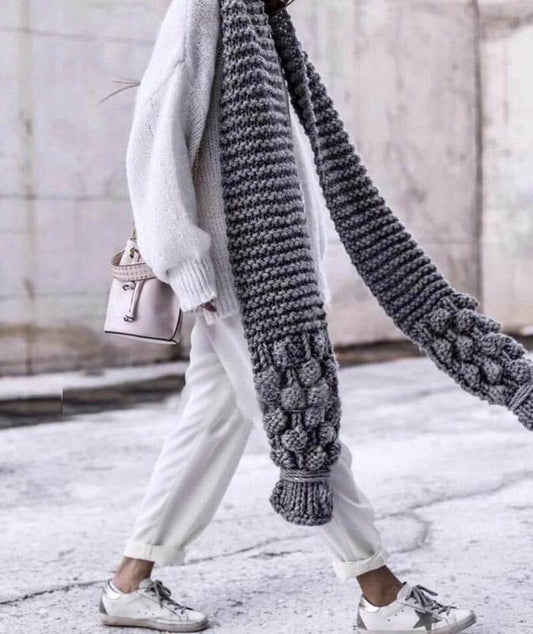 Women's Scarf – Oversize Fit – Wool Blend – Cable Knit – Textured Design