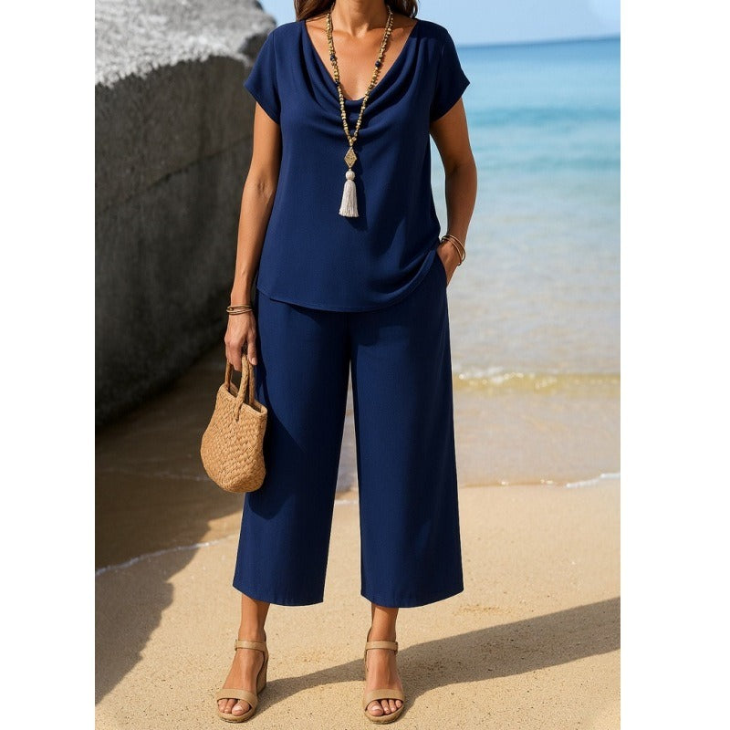 Women's Pants Set – Relaxed Fit – Draped Neckline – Short-Sleeved – Wide 9/10 Pants