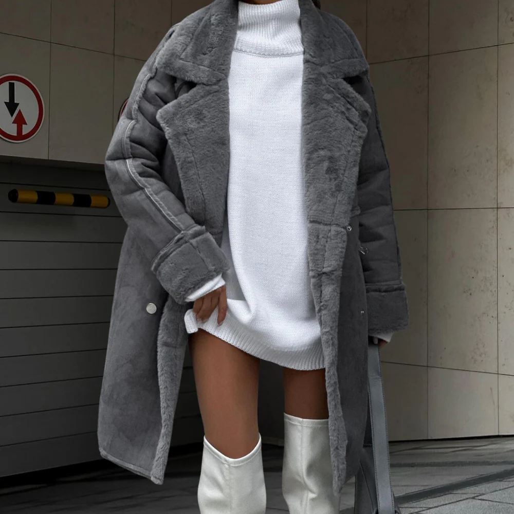 Women's Coat – Oversized Fit – Soft Wool Blend – Full Length – Wide Collar