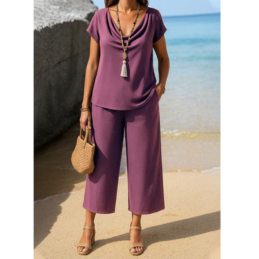 Women's Pants Set – Relaxed Fit – Draped Neckline – Short-Sleeved – Wide 9/10 Pants