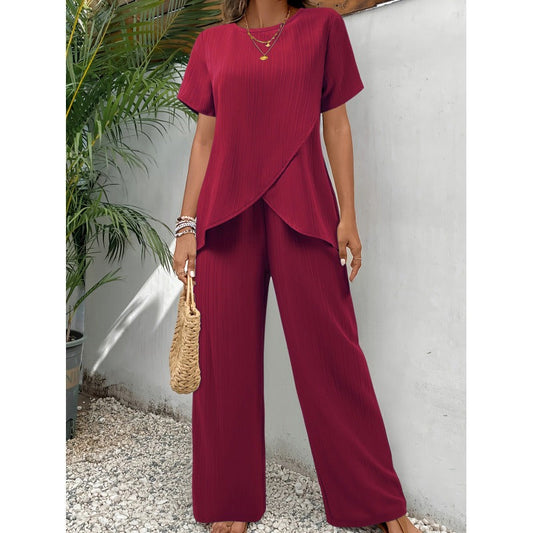 Women's Two-Piece Set – Relaxed Fit – Pleated Fabric – Wide Pants – Short Sleeve