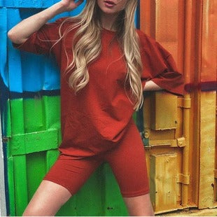 Women's Two-Piece Set – Oversized Tunic with Belt – Tight-Fitting Biker Shorts – Soft Cotton