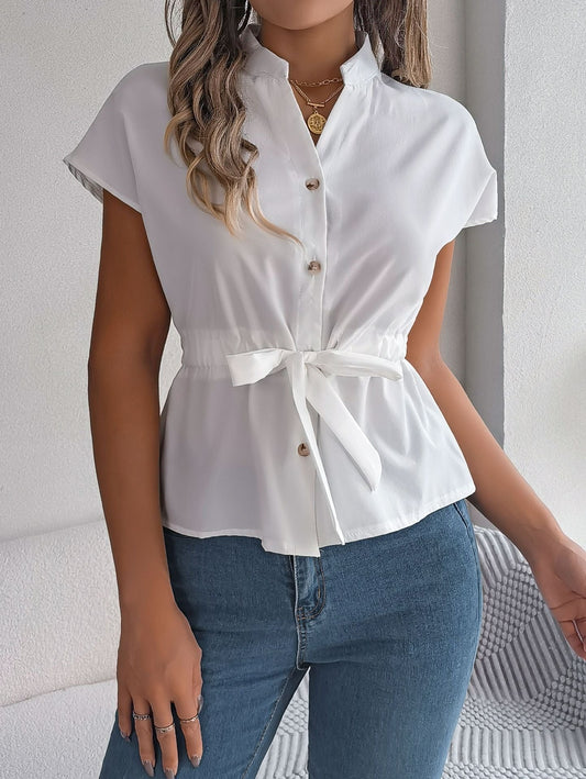 Women's short-sleeved shirt – V-neck – Relaxed fit – Waist tie – Front buttons