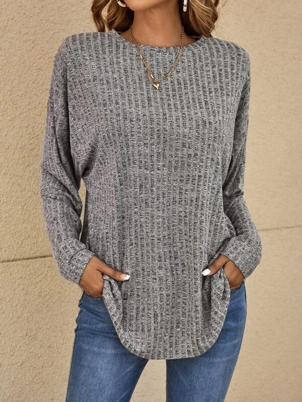 Women's Long-Sleeve Top – Relaxed Fit – Ribbed Knit – Hip-Length Everyday Use