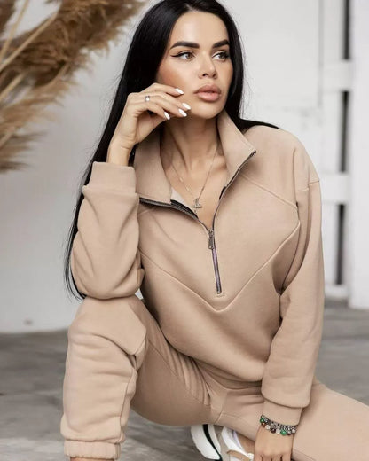 Women's Loungewear Set – Fleece – Relaxed Fit – Hoodie with Half-Zip – Joggers