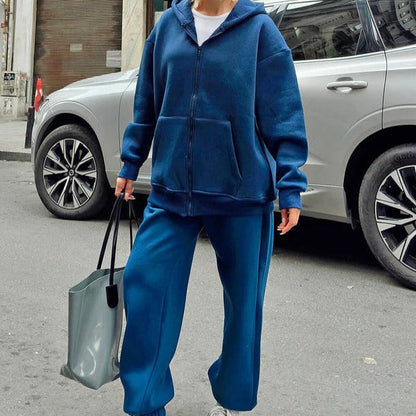 Women's Tracksuit – Oversized Fit – Soft Cotton – Hood and Drawstring – Relaxed Style