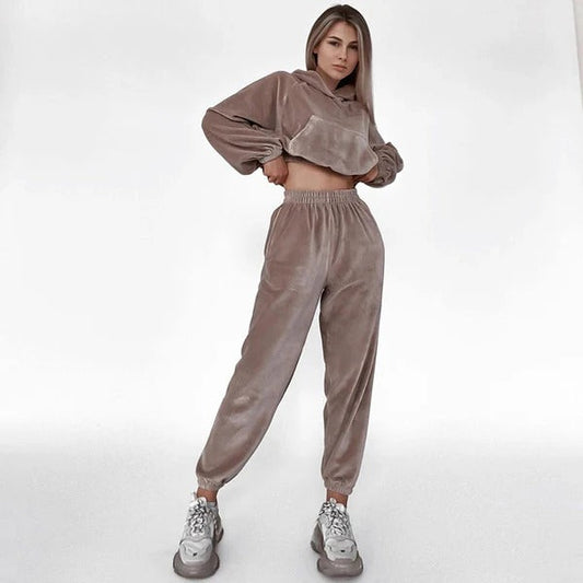 Women's Loungewear Set – Velour – Cropped Hoodie – Wide Pants – Relaxed Fit