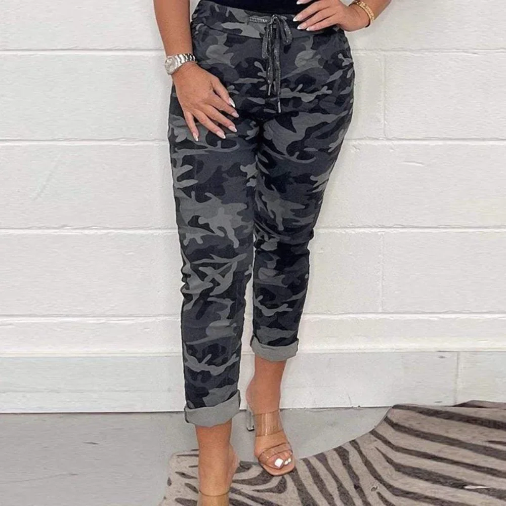Women's Pants – Relaxed Fit – Cotton Blend – Drawstring Waist – Rolled-up Ankles