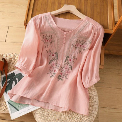 Women's Blouse – Relaxed Fit – Cotton Feel – Floral Embroidery – 3/4 Sleeves – Button Neck