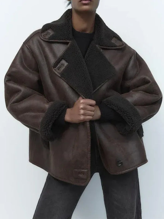 Women's Leather Jacket – Oversized Fit – Shearling Collar and Cuffs – Hip-Length Vintage Style