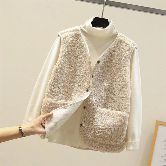 Women’s Gilet - Sherpa Fleece - Relaxed Fit - Hip Length - Button Front