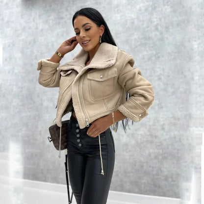 Women's Jacket – Cropped Cut – Oversized Fit – Faux Leather – Lined with Shearling