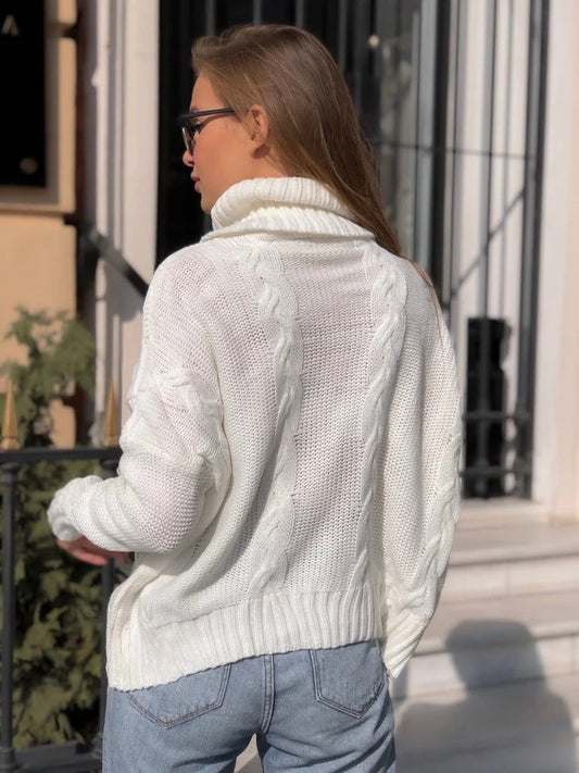 Women's Knitted Sweater – Wool Blend – Relaxed Fit – High Neck – Cable Knit