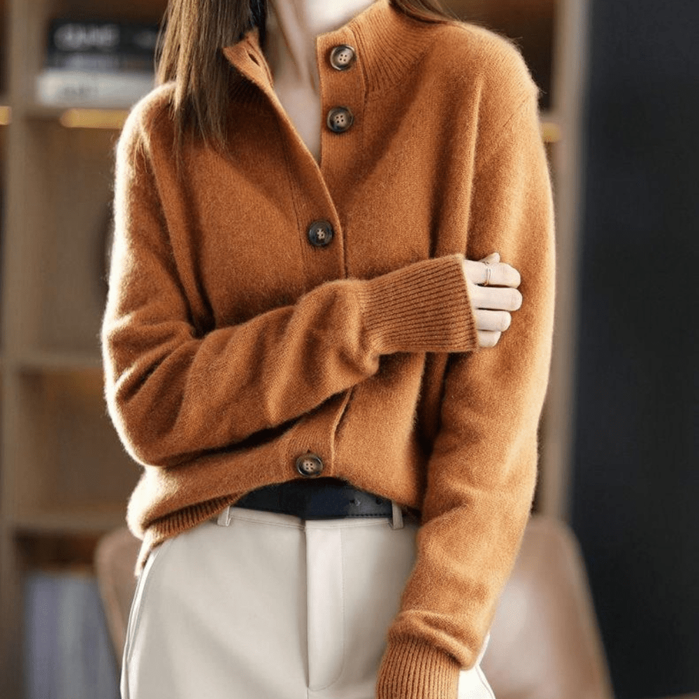 Women's Cardigan - Soft Wool Blend - Loose Fit - Notch Collar - Button Closure