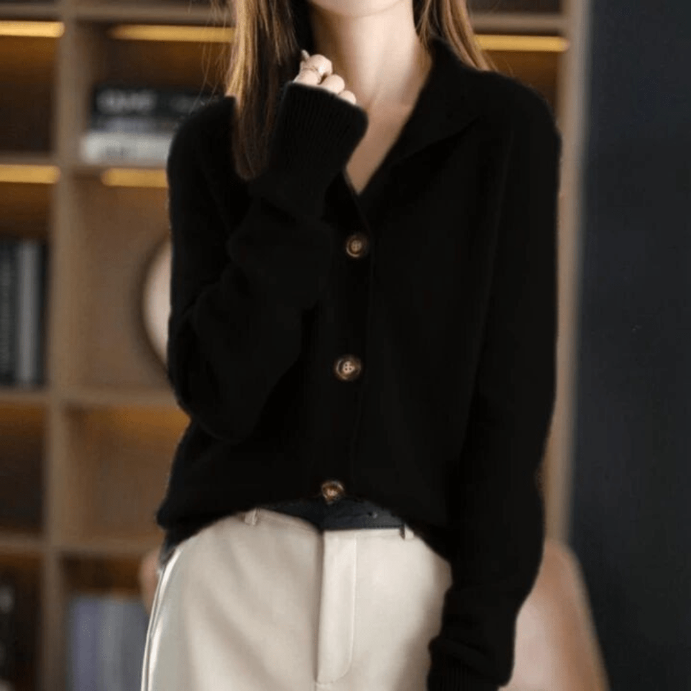 Women's Cardigan - Soft Wool Blend - Loose Fit - Notch Collar - Button Closure