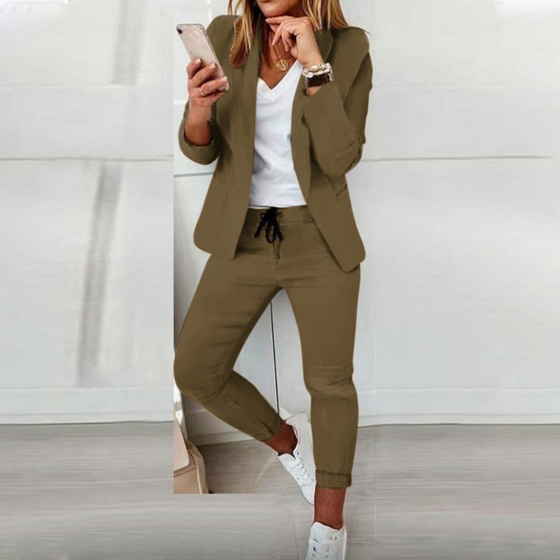 Dame Dresset - Elegant Blazer med Enkel Knepping - Joggebukse med Strikk i Midjen