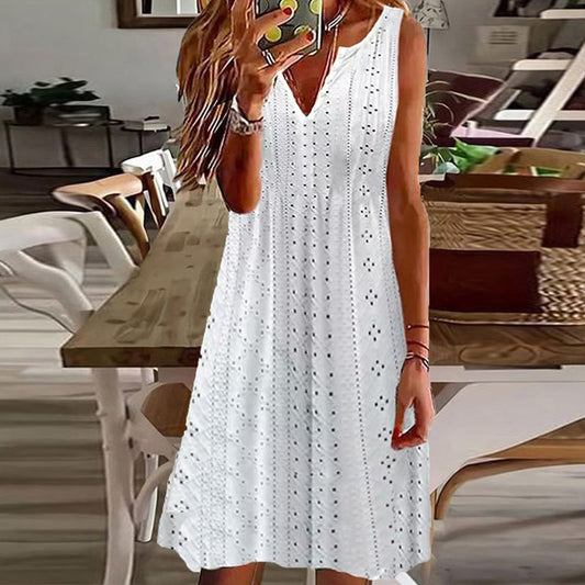 Damekjole - Ermeløs A-linje - Knelang - Elegant Blonderbroderi - V-hals Casual