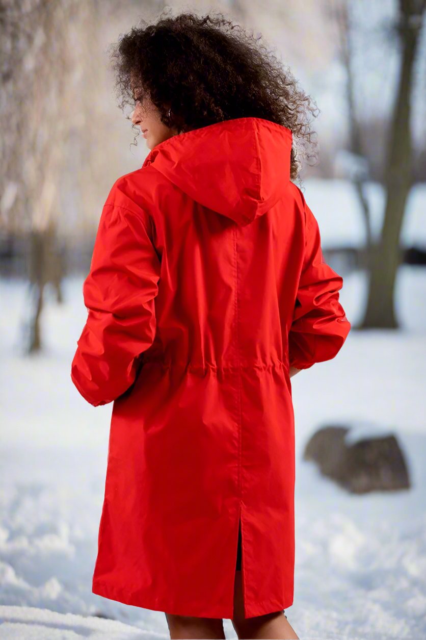 Women's Raincoat - Knee-Length - Adjustable Hood - Button Closure - Comfortable Fit