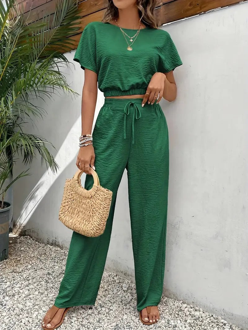 Women's Two-Piece Set – Relaxed Crop Top – Wide Pants – Breathable Natural Fibers