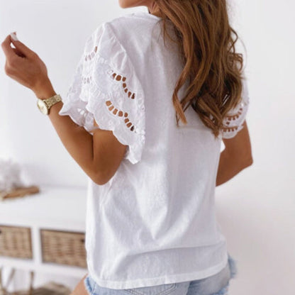 Women's Blouse – Short-Sleeved with Lace – Round Neck – Airy and Elegant Fit