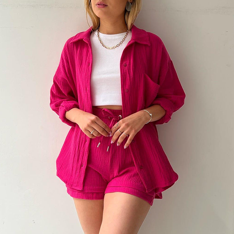Dame To-delt Sett – Oversized Skjorte med Knapper – Høytlivs Shorts med Strikk